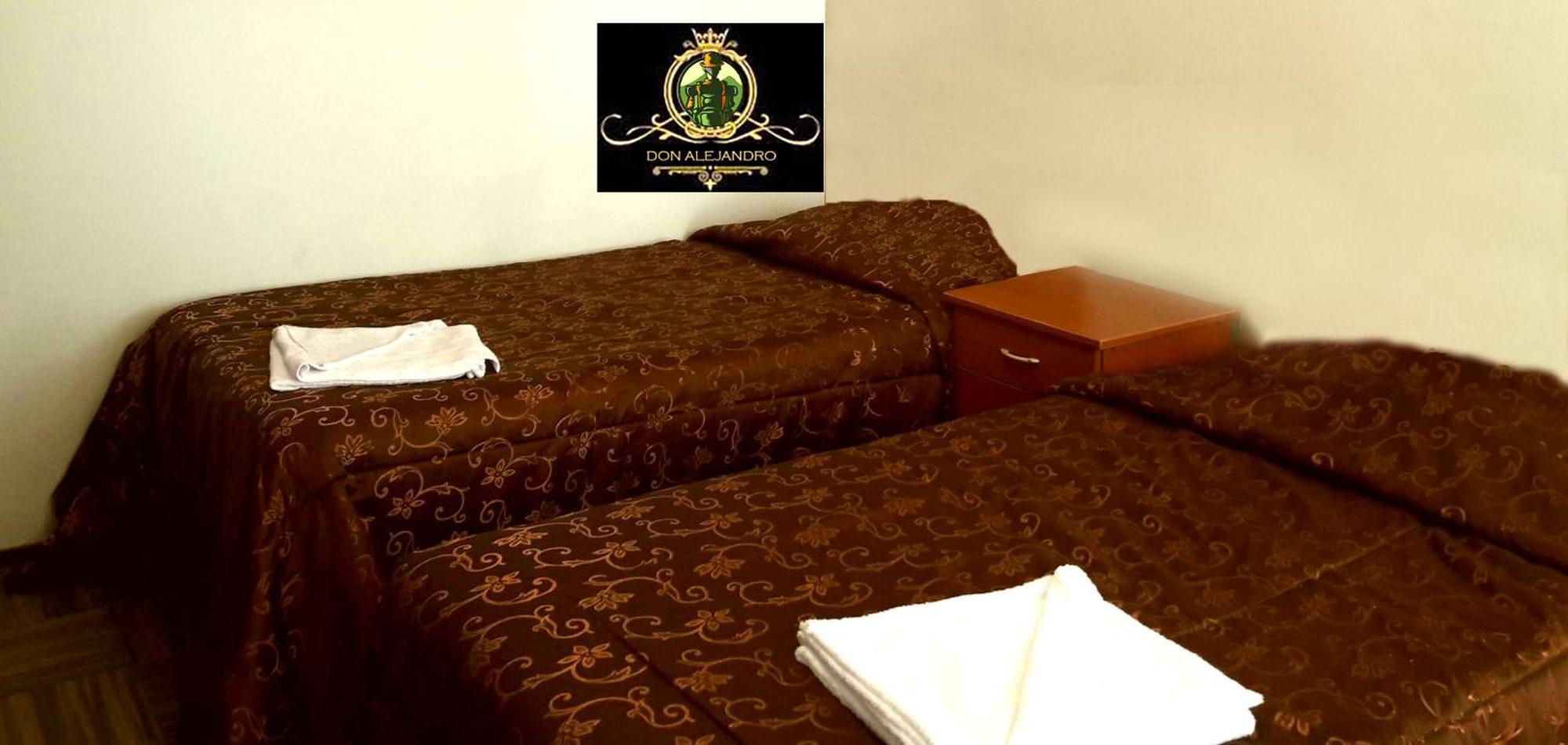 Don Alejandro Bed & Breakfast Trujillo Luaran gambar