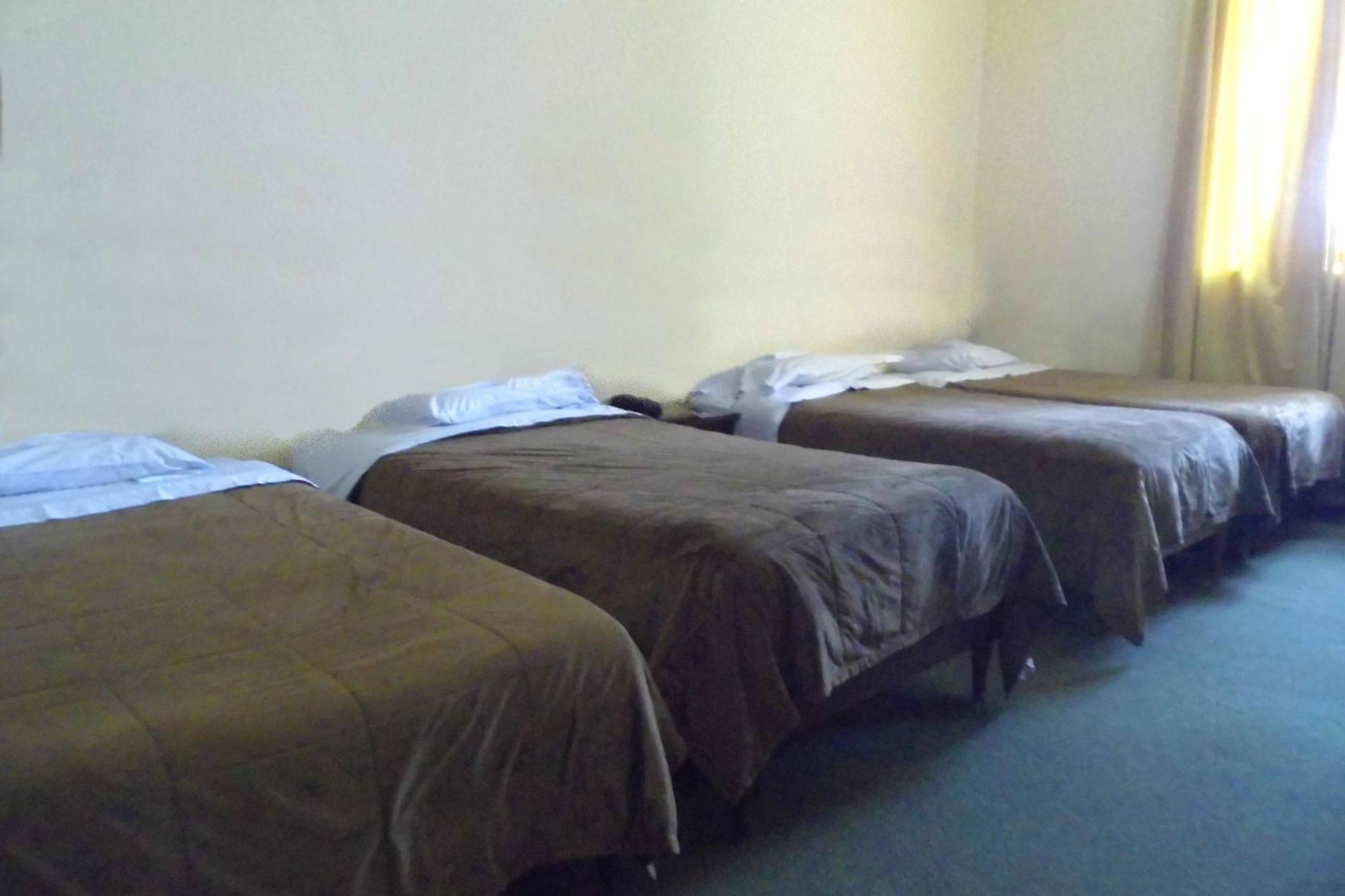 Don Alejandro Bed & Breakfast Trujillo Luaran gambar